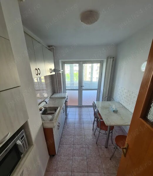 Colentina, Mc Donald's, Fundeni langa Parcul Plumbuita,